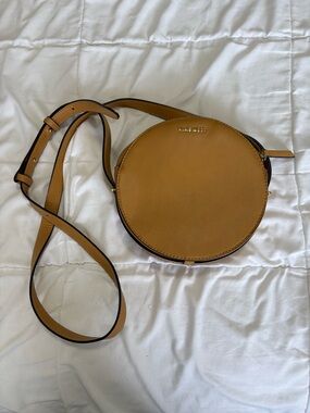 Round crossbody purse